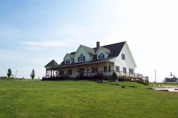 Grabers Green Gables B&B photo 3