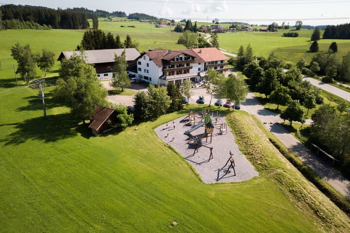 Löwen Ihr Familienhotel im Allgäu photo 1
