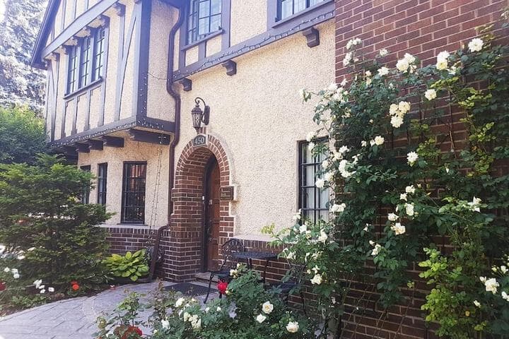 Ambassador B&B photo 3