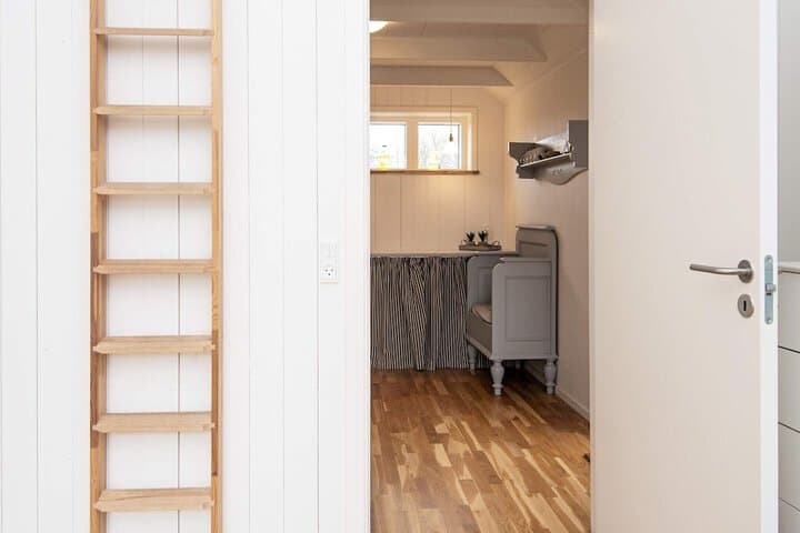 8 Person Holiday Home in Grenaa photo 5