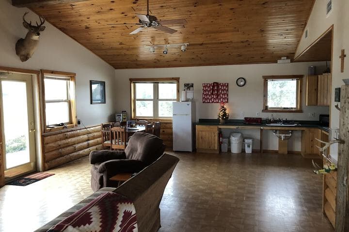 Sunset Pines Resort photo 2