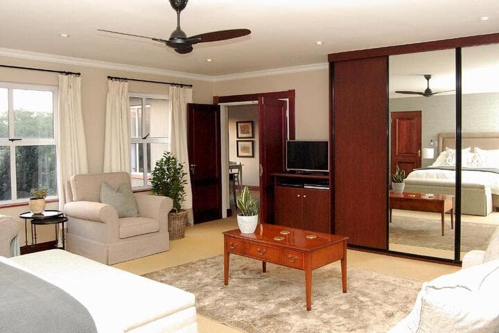 Wild Olive Executive Suite photo 5
