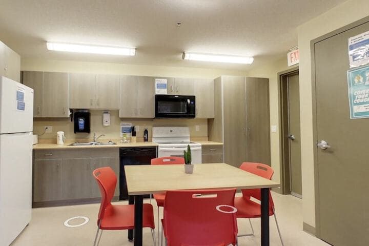 Vancouver Island University Residences Campus Accommodation photo 4