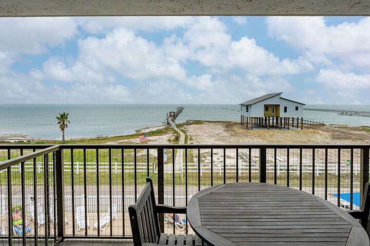 Travel scenery