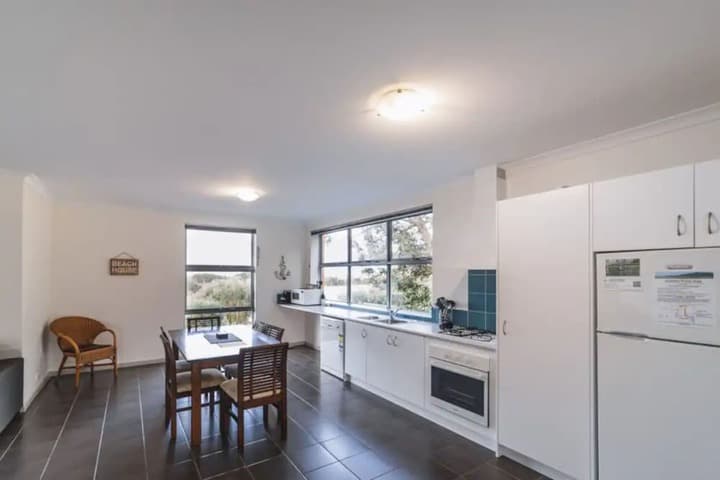 Cosy Corner Seaview Apartments photo 4