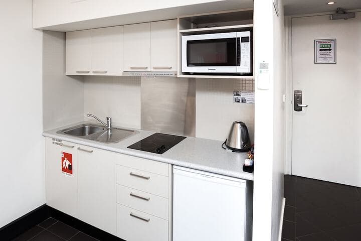 St Ives Apartments photo 5