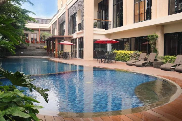 Emersia Hotel & Resort Batusangkar photo 1