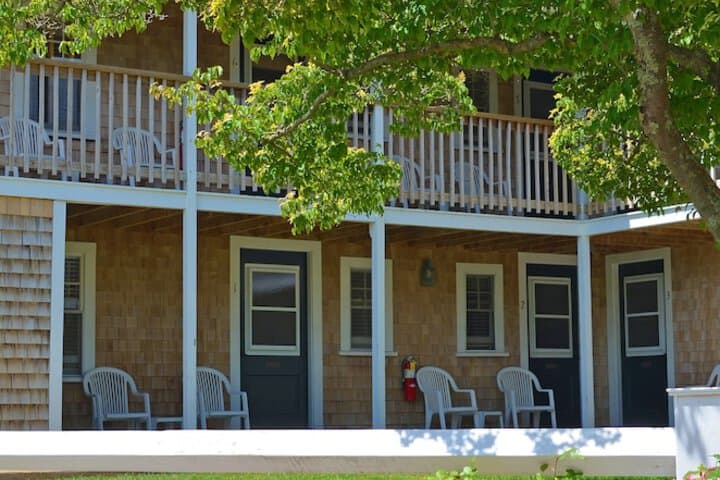 Edgartown Commons photo 5
