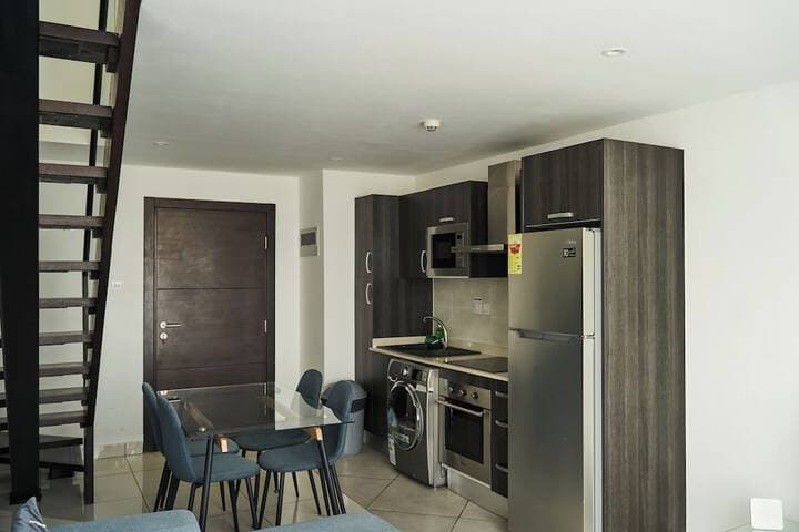 Deluxe Embassy Gardens photo 5