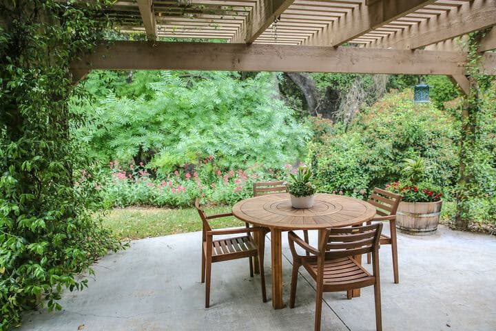 The Eden House Vineyard Bed & Breakfast photo 4