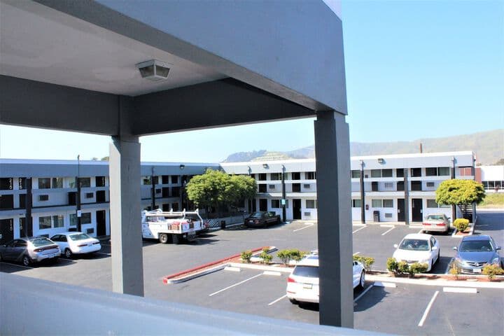Hotel V photo 3