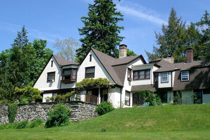 Whistlers Inn Bed & Breakfast photo 4