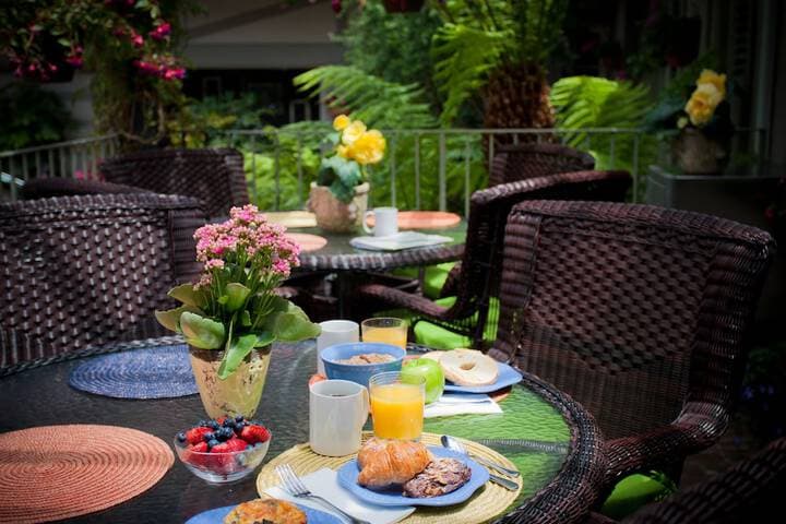 Carmel Country Inn photo 3