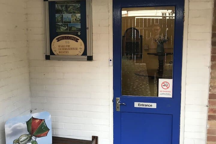 Harlow International Hostel photo 3