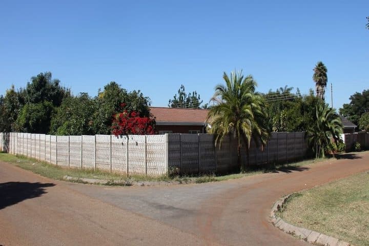 Home Away From Home Westgate Harare photo 2
