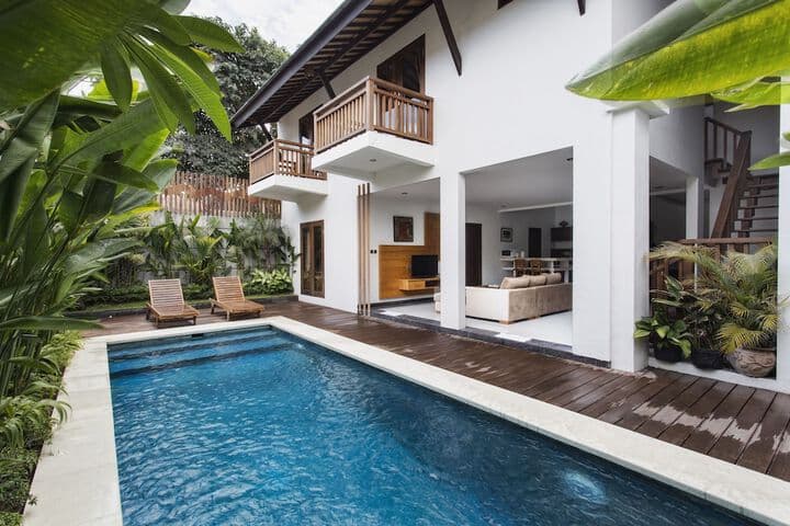 Delu Villas Suite Seminyak photo 3