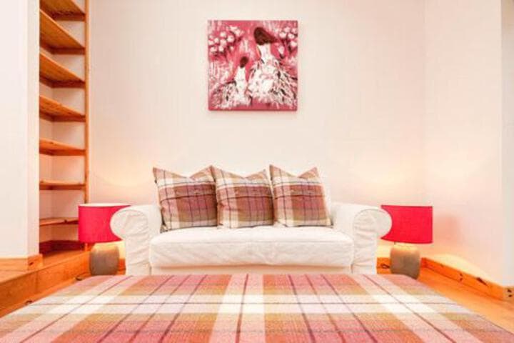 The Guest Room photo 4