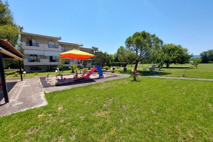 Elia Apartments photo 4