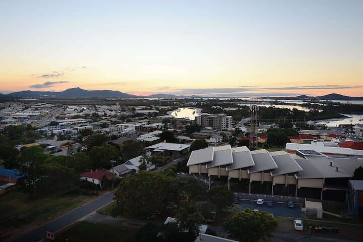 Oaks Gladstone Grand Hotel photo 4