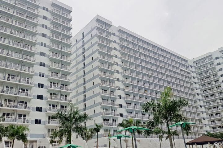 Shell Residences Apartment by Homebound photo 5