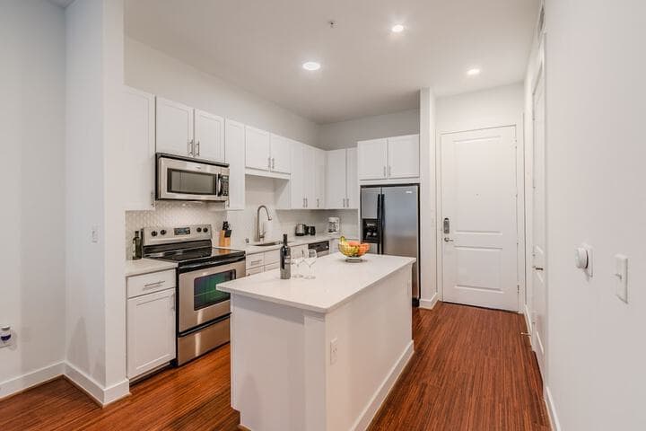Regal Stays Apartments West Village photo 4